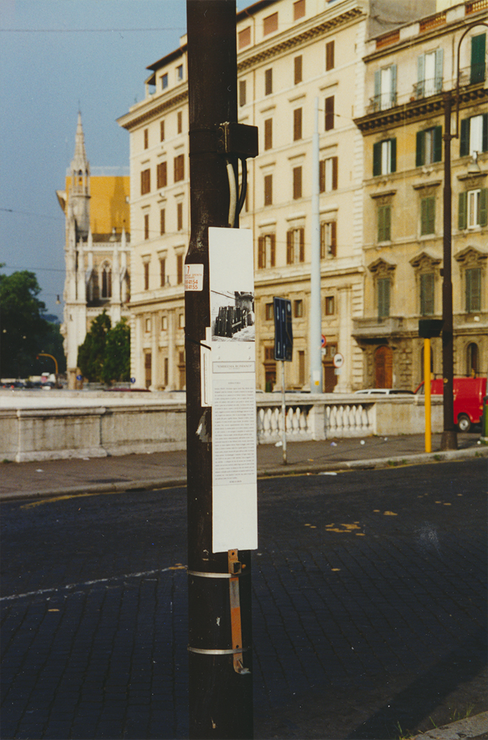 La signora Maria 1: Installazione segnaletica turistica